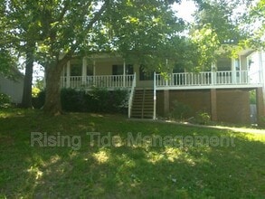 Building Photo - 8413 Lanewood Cir
