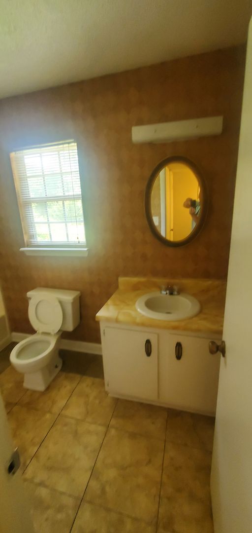 Foto del edificio - 3455 Valley Rd