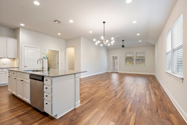 Foto del edificio - Beautiful 3 bedroom, 2.5 bathroom home in Summerrow Condos!!!
