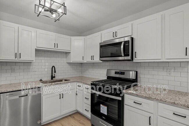 Building Photo - 925 Gonzaga Lane