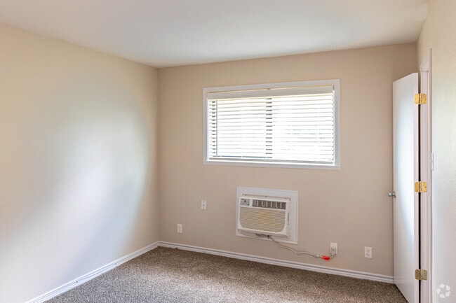 Habitación - Oak Street Flats: Leasing Specials! Ranch ...