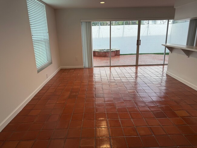 Foto del edificio - 2945 W Knights Ave