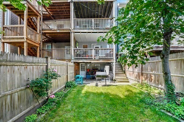 Foto del edificio - 13 Telegraph St