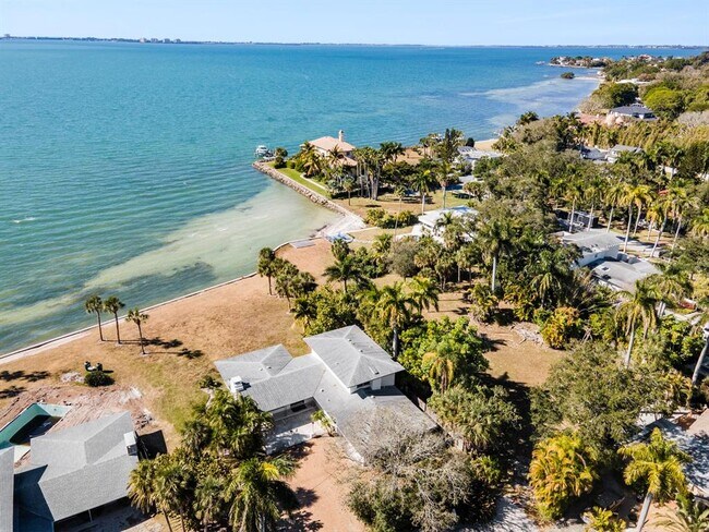 Building Photo - 700 Indian Beach Cir