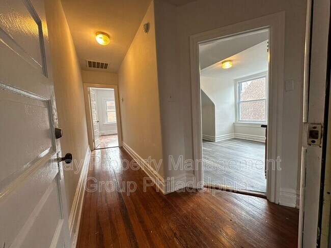 Building Photo - 5506 Greene St