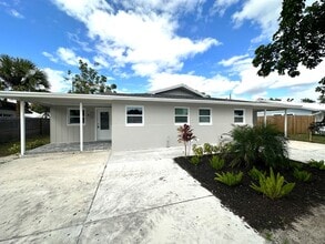 Building Photo - 1285 S Alhambra Cir