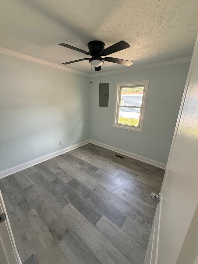 Foto del edificio - 6921 Pearl St SW