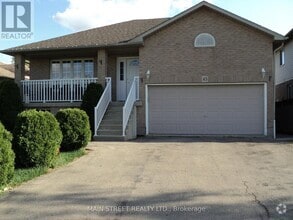 Building Photo - 43 Spitfire Dr