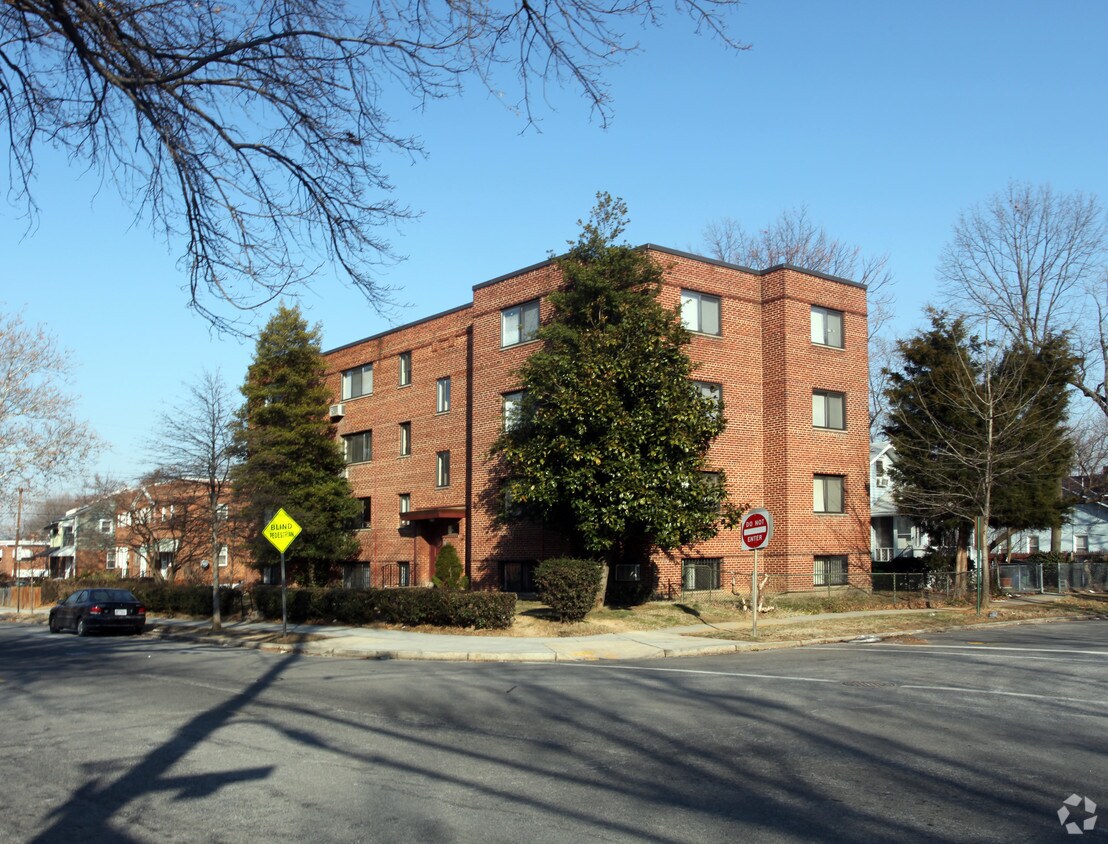 4430 Martin Luther King Jr Ave Sw Washington Dc 032 Apartments Washington Dc Apartments Com