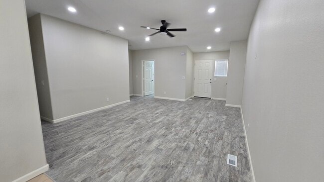 Building Photo - 17805 Brazier Dr