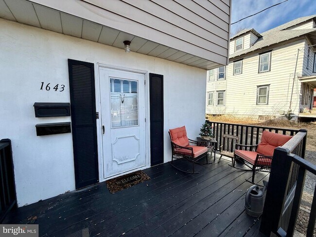 Building Photo - 1643 Pennington Rd