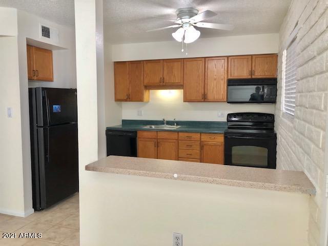 Foto del edificio - 6739 N 16th St