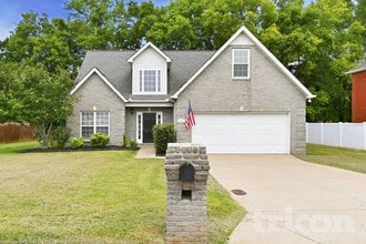 Building Photo - 217 Titans Cir