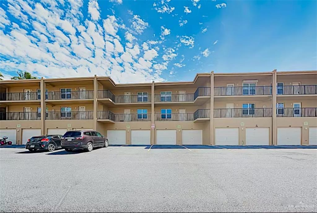 Primary Photo - 11 E Coronado Dr