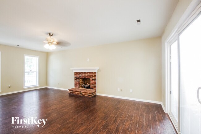 Foto del edificio - 3502 Brookstone Trail