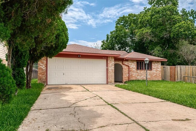 Foto del edificio - 11647 Corkwood Dr