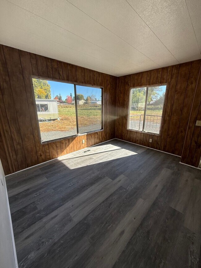 Building Photo - Zepeda-PM-020-0109-3862