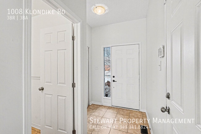 Building Photo - 1008 Klondike Rd