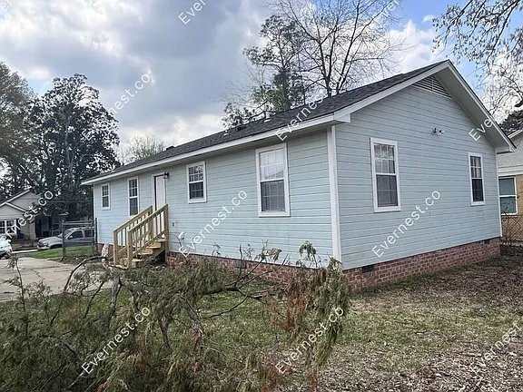 Foto del edificio - 320 McTyere Ave