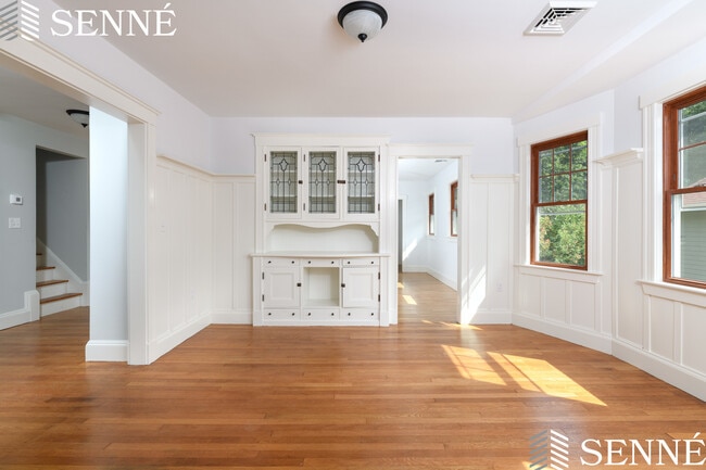 Foto del edificio - 159 Corey St