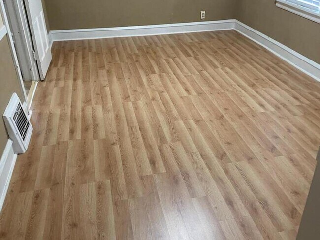Foto del edificio - 2532 Plainfield Rd