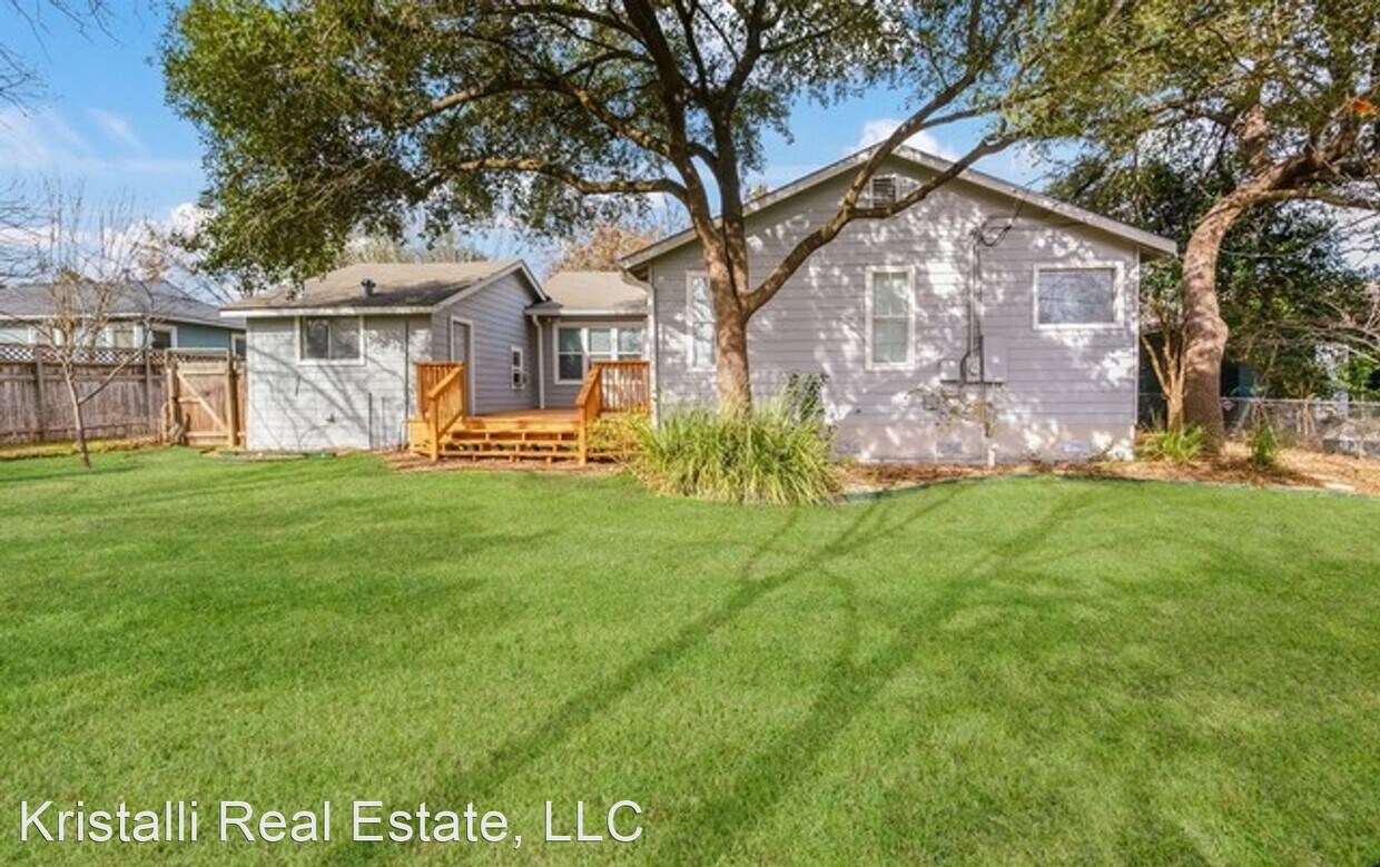 Primary Photo - 4 br, 3 bath House - 152 Chevy Chase Dr