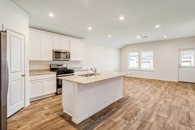 Building Photo - 30846 Brightwell Bnd