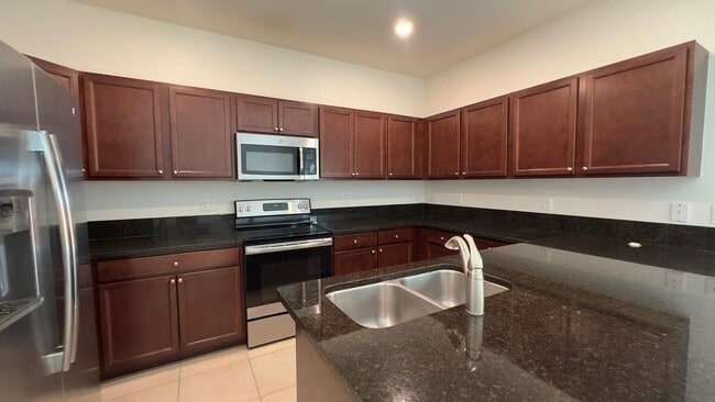 Building Photo - 5283 Ellery Terrace