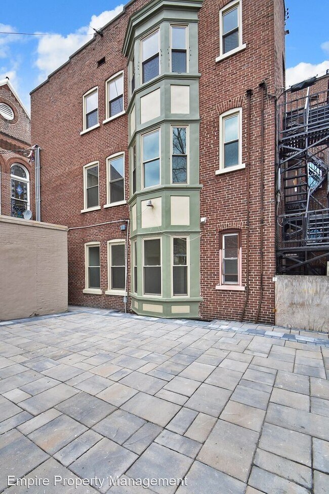 Foto del edificio - 220 N 6th St