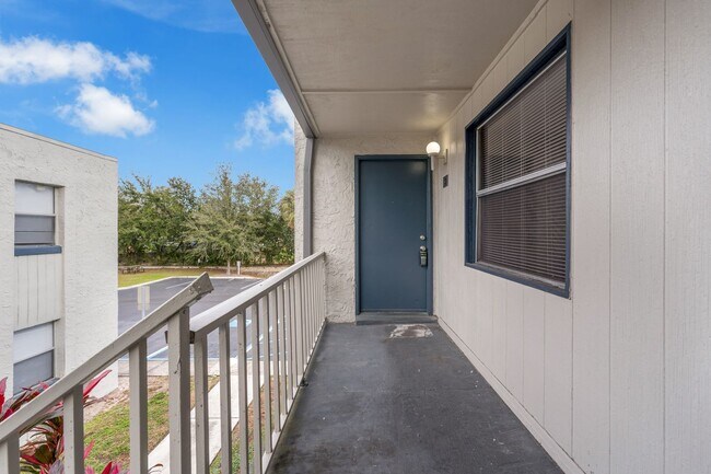 Foto del edificio - MOVE-IN SPECIAL - $500 CREDIT! 1BD/1BA Apartment off Curry Ford in Henley Park Apartments!