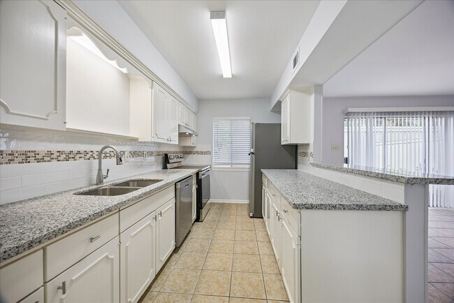 Building Photo - 2053 Winrock Blvd