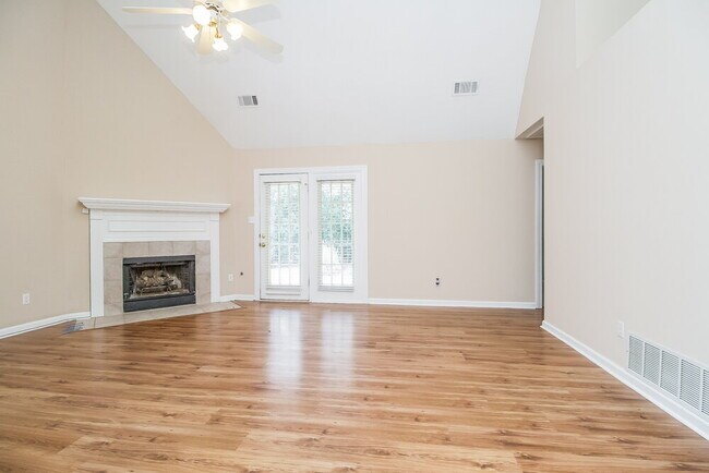 Foto del edificio - 9441 Club Walk Ct