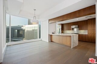 Foto del edificio - 1 W Century Dr