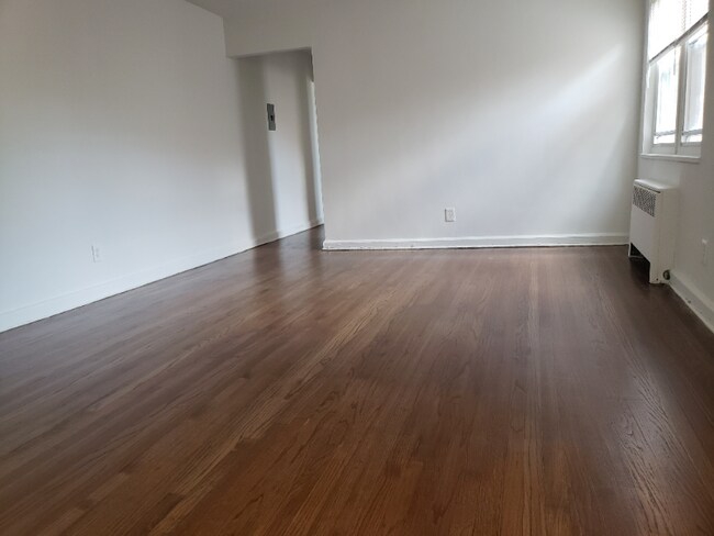 Foto del edificio - 249 W Jersey St