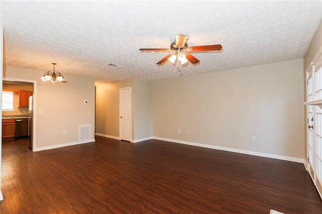 Building Photo - 6468 Wellington Chase Ct