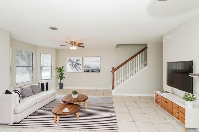 Building Photo - 2920 La Estancia Ln