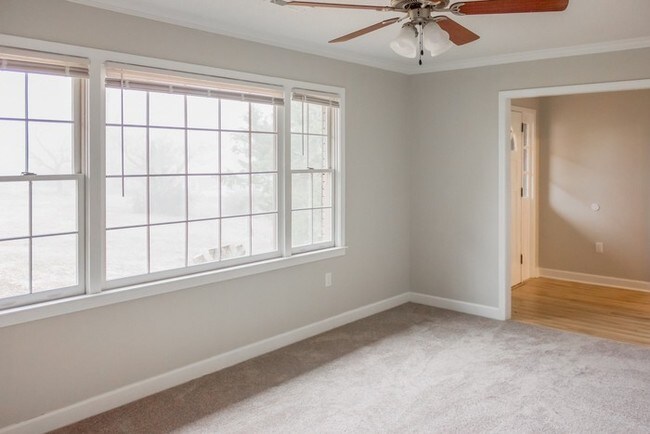 Building Photo - Spacious home in Pickens