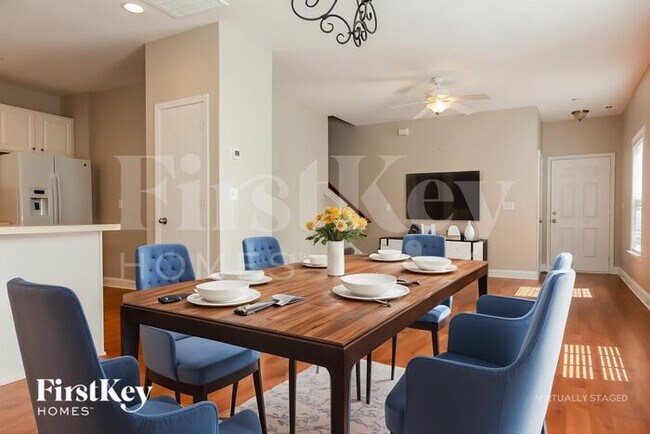 Foto del edificio - 1033 Kings Mountain Ln