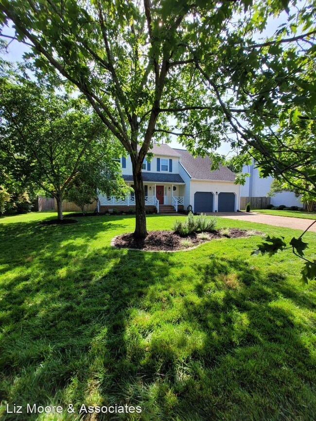 Building Photo - 4 br, 2.5 bath House - 104 Lord North Court
