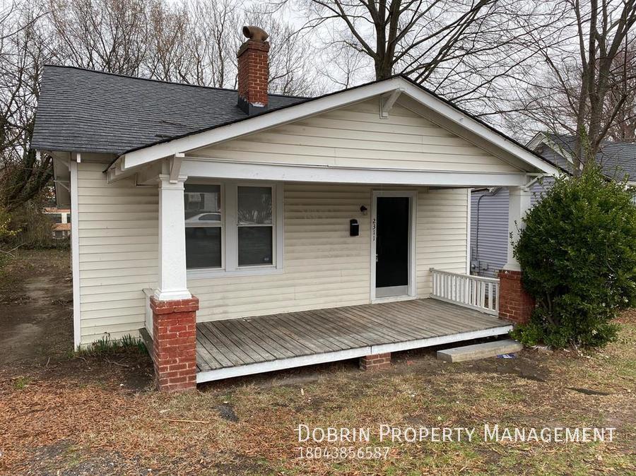 Foto principal - 2311 Royall Ave