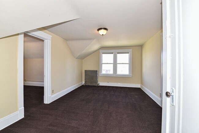 Living Room View 2 - 1527 Hayes Ave