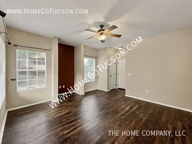 Foto del edificio - 1500 E Pusch Wilderness Dr