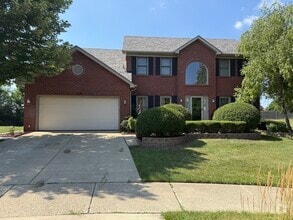 Building Photo - 720 Kendridge Ct
