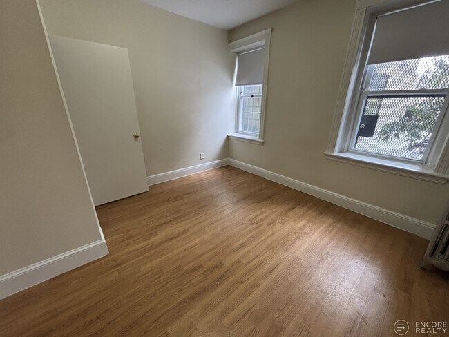 Foto del edificio - 1810 Commonwealth Ave