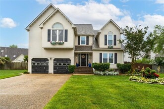 Building Photo - 2424 Sandyfalls Way