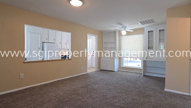 Foto del edificio - 402 S Story Rd