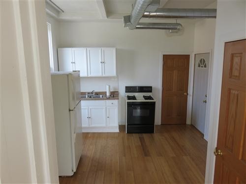 Primary Photo - 543 N Noble St