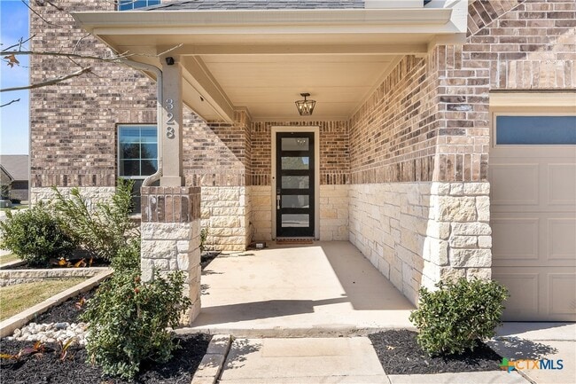 Building Photo - 328 Peace Pipe Way