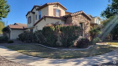 Building Photo - 13183 N 154th Ave