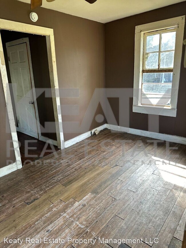 Foto del edificio - 1 br, 1 bath House - 513 South Avenue I